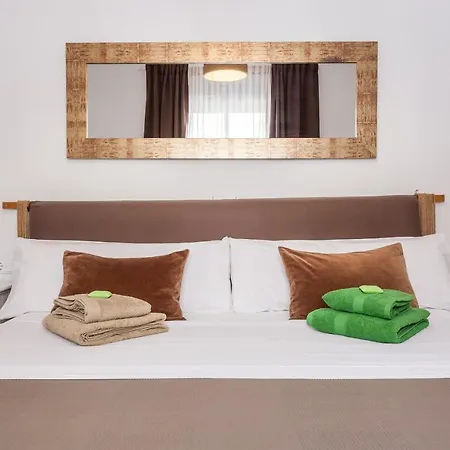 Boutique Apartment *